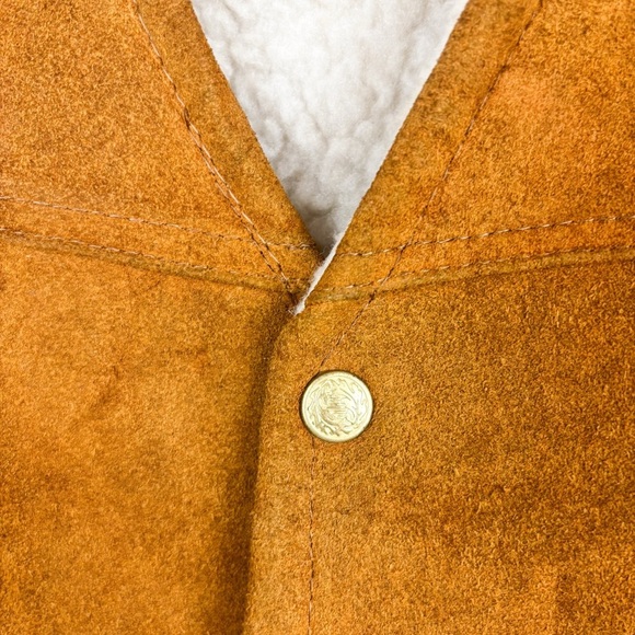 Vintage Men’s Suede Leather Sherpa Lined Vest Sz M - Picture 9 of 10